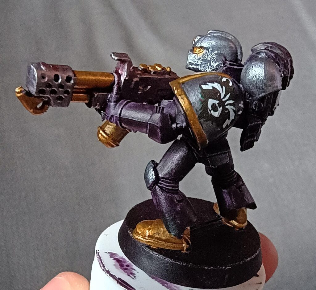 Racoon decal on a Space Marine shoulder